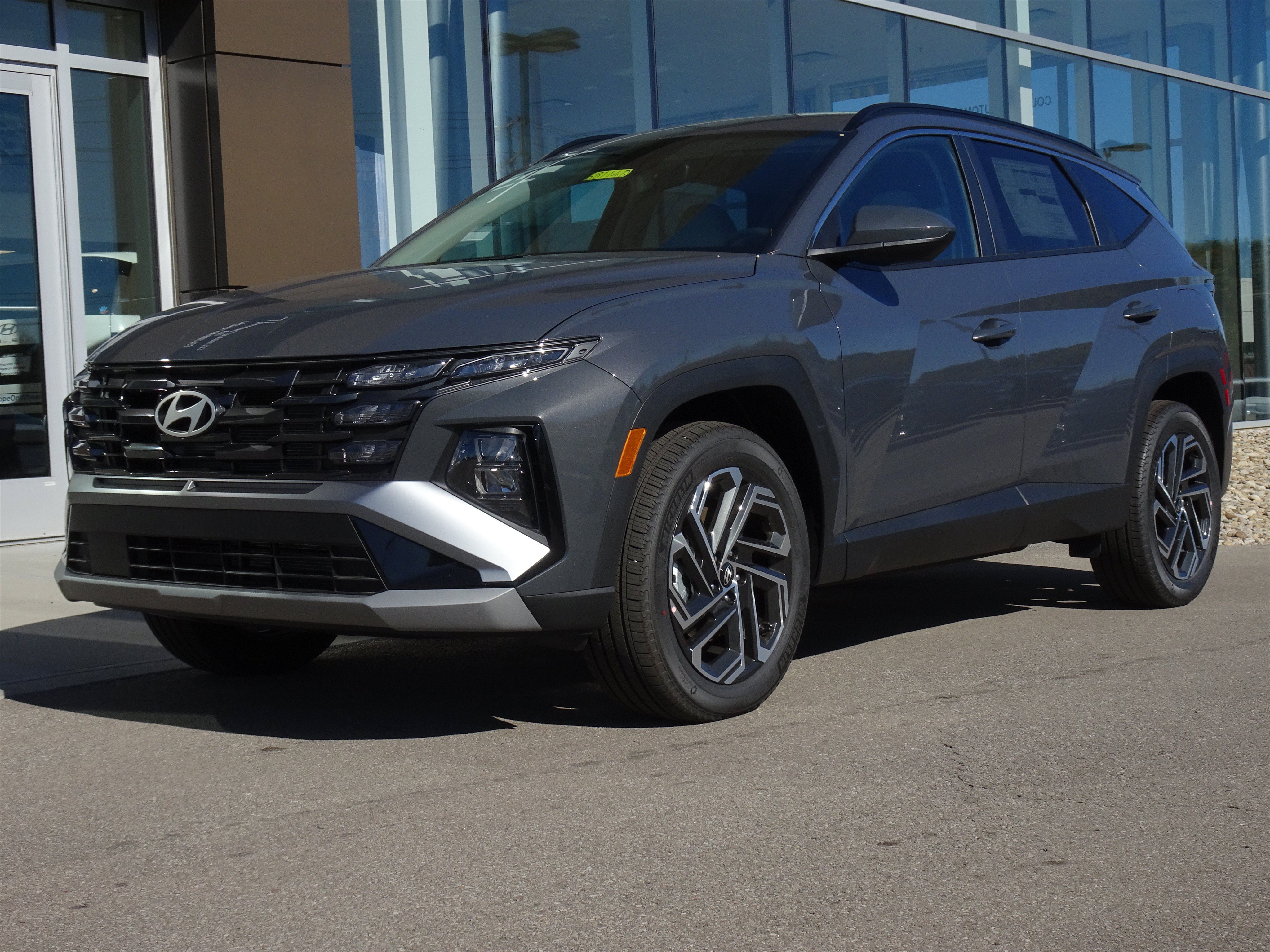 New 2026 Hyundai Tucson SEL Plus AWD/4WD image 1