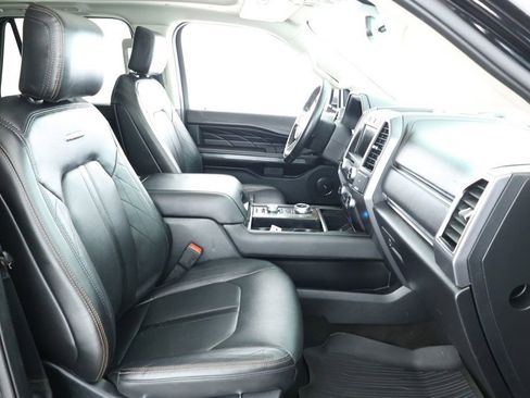 Used 2021 Ford Expedition Platinum image 25