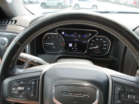 Certified 2022 GMC Sierra 1500 Denali w/ Driver Alert Package II AWD/4WD image 33