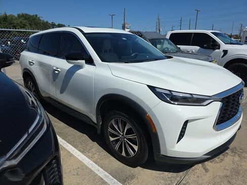 Certified 2023 INFINITI QX60 Pure FWD image 12