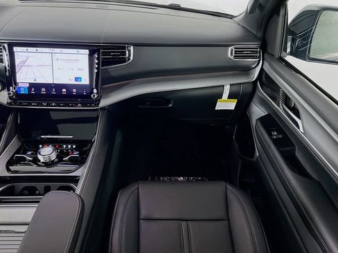 New 2026 Jeep Grand Wagoneer L Limited AWD/4WD image 25