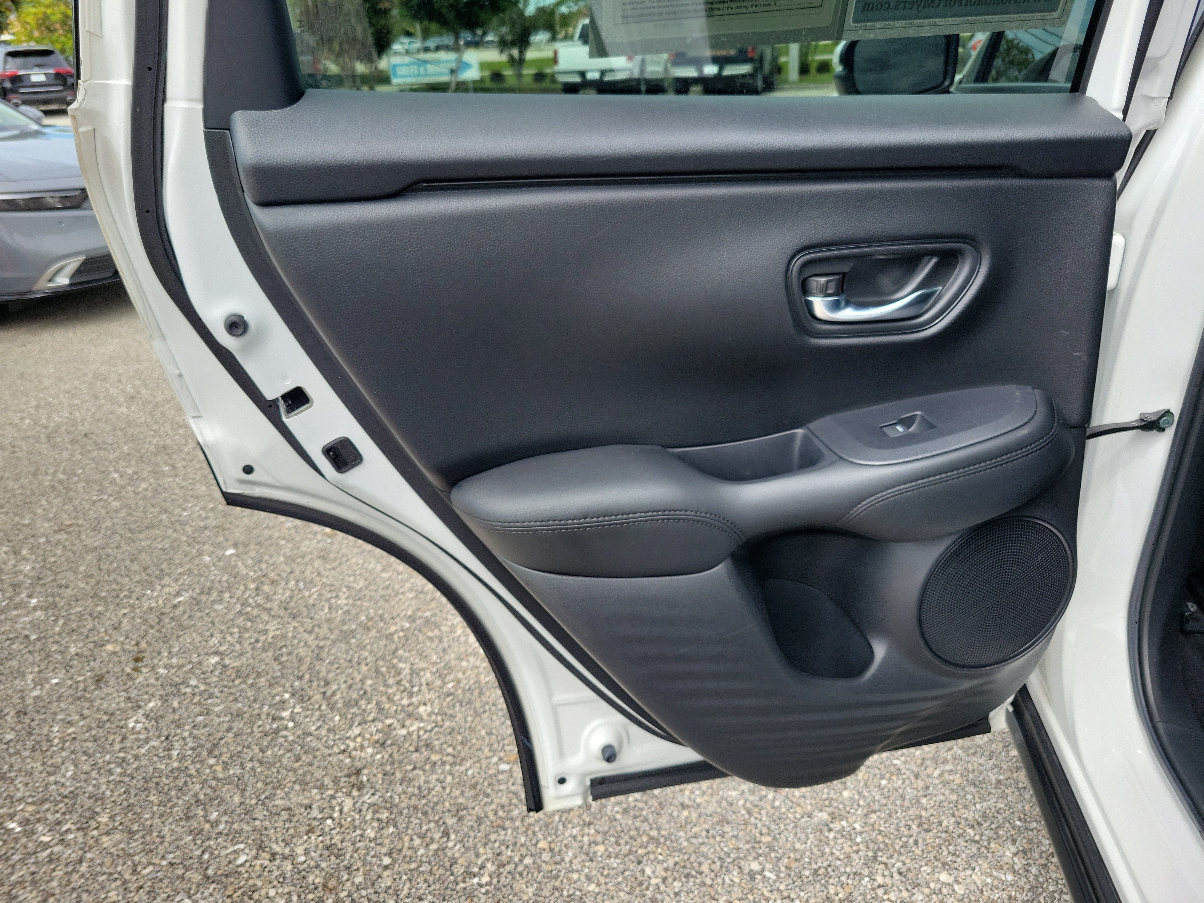 Used 2024 Honda HR-V LX image 13