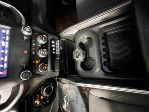 Used 2019 RAM 1500 Big Horn AWD/4WD image 25