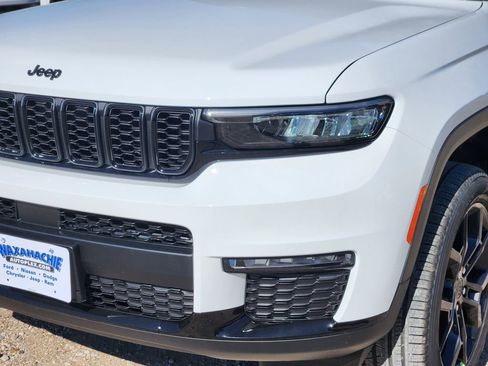New 2025 Jeep Grand Cherokee L Limited image 5