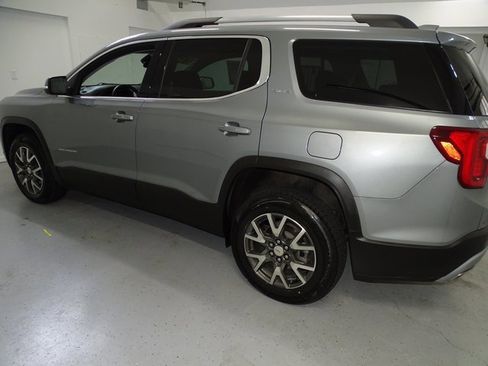 Used 2023 GMC Acadia SLE w/ Driver Convenience Package image 19