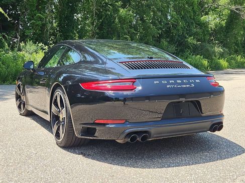 Used 2017 Porsche 911 Carrera S RWD image 3
