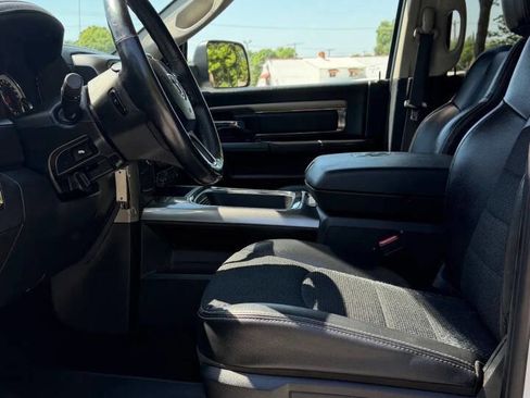 Used 2018 RAM 2500 Big Horn w/ Sport Appearance Group AWD/4WD image 16