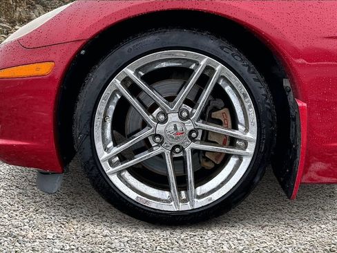 Used 2005 Chevrolet Corvette Coupe w/ Preferred Equipment Group image 7