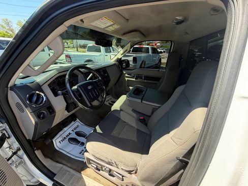 Used 2010 Ford F250 XLT AWD/4WD image 3