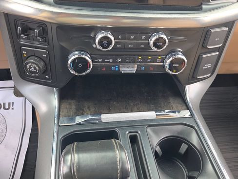 Used 2022 Ford F150 Lariat w/ Max Trailer Tow Package AWD/4WD image 29