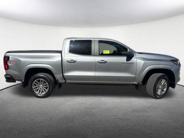 Used 2023 Chevrolet Colorado LT w/ LT Convenience Package AWD/4WD image 15