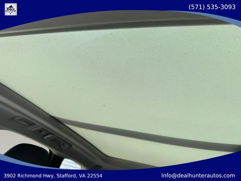 Used 2023 Volvo XC60 B5 Plus FWD image 25