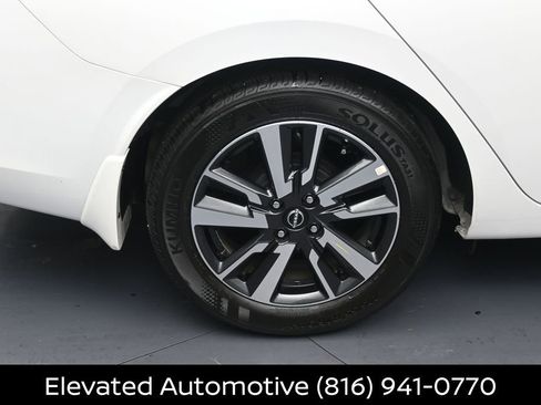 Certified 2025 Nissan Versa SV w/ Trunk Package FWD image 5