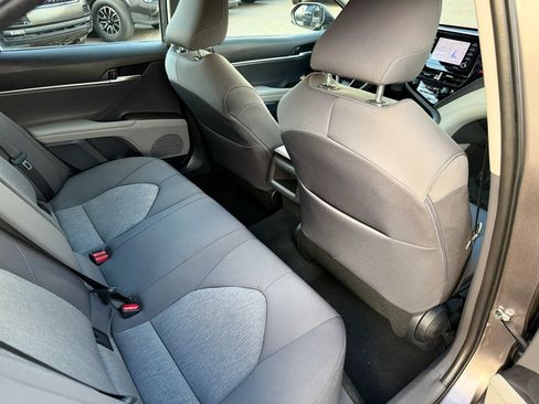 Used 2024 Toyota Camry LE AWD/4WD image 17