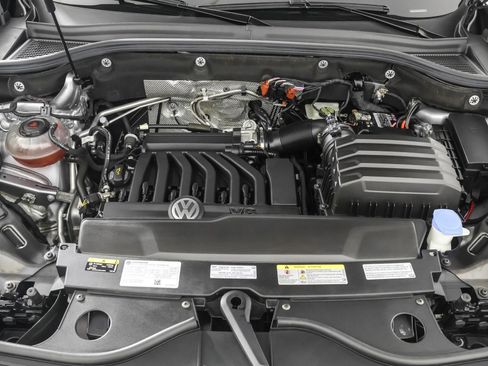 Used 2022 Volkswagen Atlas Cross Sport SEL Premium R-Line image 49