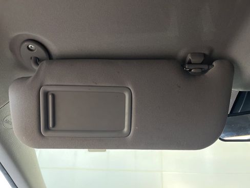 Used 2021 Toyota Camry LE image 75