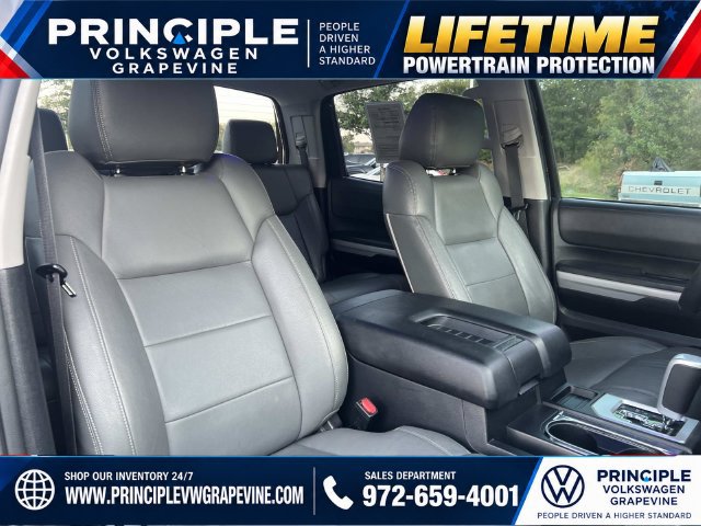 Used 2018 Toyota Tundra SR5 w/ SR5 Upgrade Package RWD image 28