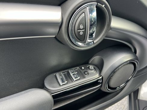 Used 2023 MINI Cooper S image 15