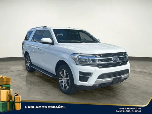 Used 2023 Ford Expedition Limited image 7