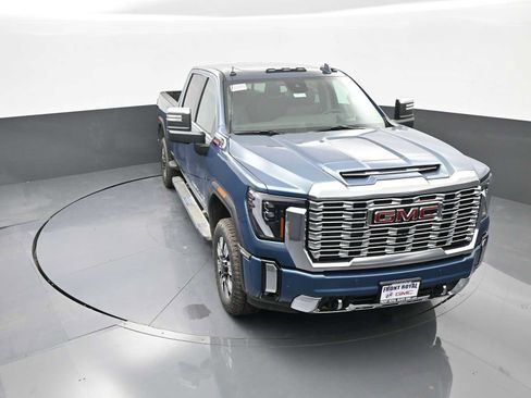 New 2025 GMC Sierra 2500 Denali w/ Denali Reserve Package image 18
