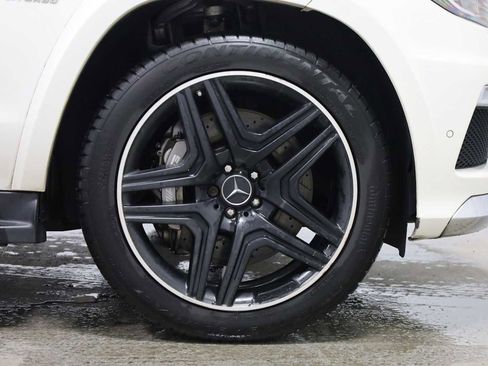 Used 2015 Mercedes-Benz GL 63 AMG 4MATIC image 12