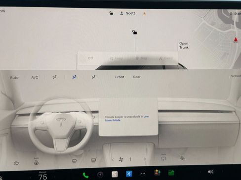 Used 2024 Tesla Model Y Long Range AWD/4WD image 17