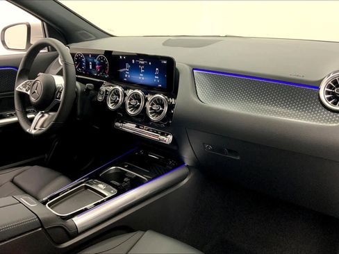 New 2026 Mercedes-Benz GLA 250 image 12