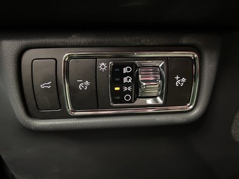 New 2026 Lincoln Aviator AWD image 23