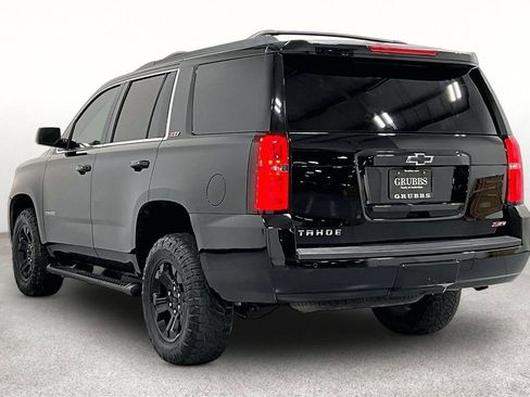Used 2018 Chevrolet Tahoe LT w/ Luxury Package AWD/4WD image 15