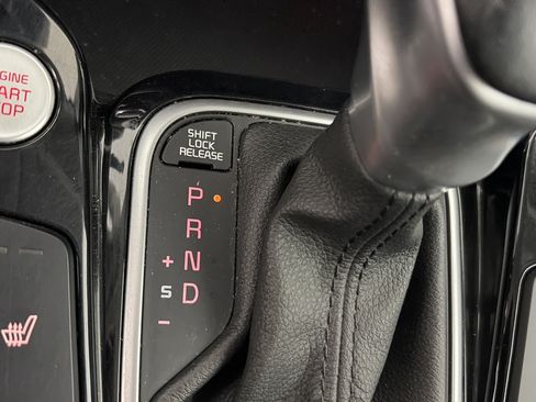 Used 2020 Kia Soul EX FWD image 29