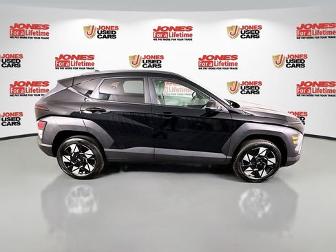 Certified 2025 Hyundai Kona SEL AWD/4WD image 14