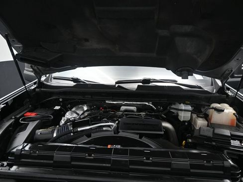 Used 2025 Chevrolet Silverado 2500 LT AWD/4WD image 11