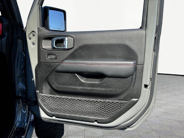 Used 2021 Jeep Gladiator Rubicon AWD/4WD image 30