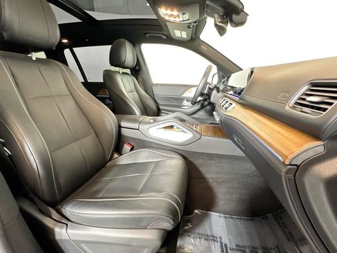 Certified 2024 Mercedes-Benz GLS 580 4MATIC image 28