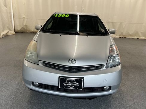 Used 2007 Toyota Prius w/ Pkg 4 FWD image 2