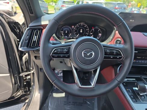 Used 2025 MAZDA CX-70 Plug-In Hybrid w/ Premium Plus AWD/4WD image 14