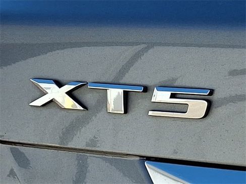 Used 2023 Cadillac XT5 Premium Luxury image 30