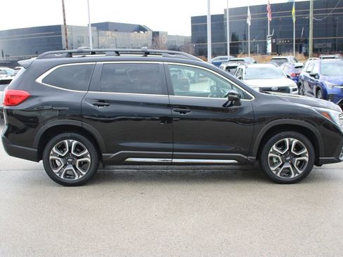 Used 2023 Subaru Ascent Limited image 4