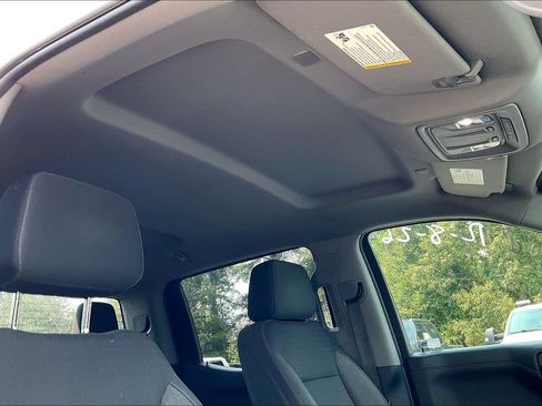 Used 2020 Chevrolet Silverado 1500 LT w/ Convenience Package AWD/4WD image 23