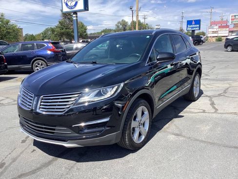 Used 2017 Lincoln MKC Premiere AWD/4WD image 2