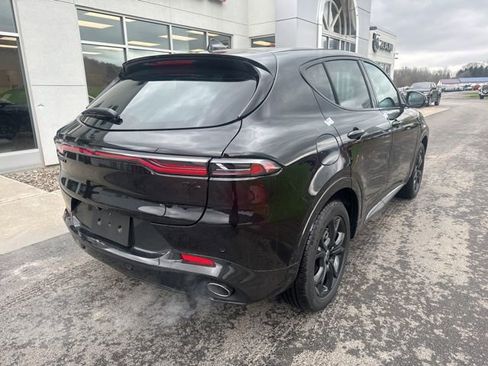 New 2024 Dodge Hornet R/T Plus w/ Tech Pack Plus w/o Parking AWD/4WD image 4