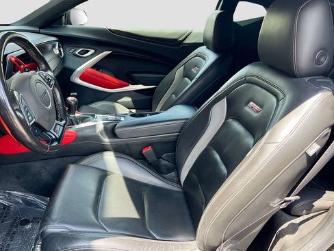 Used 2023 Chevrolet Camaro SS RWD image 21