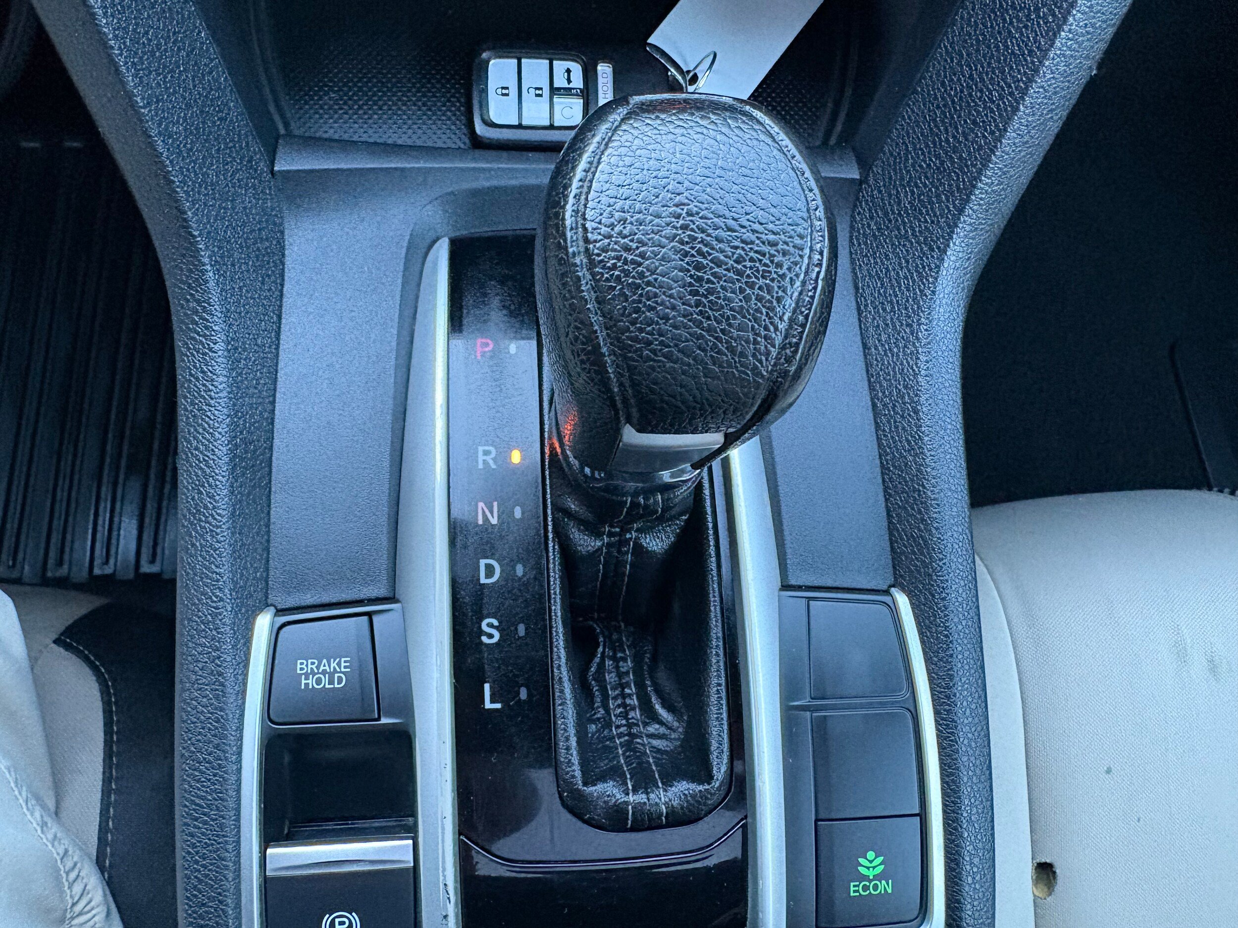Used 2016 Honda Civic EX-T image 29