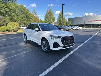 New 2025 Audi Q3 2.0T Premium