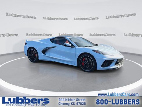 Used 2022 Chevrolet Corvette Stingray Preferred Cpe w/ Z51 Performance Package image 2
