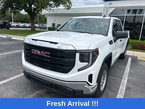 Used 2024 GMC Sierra 1500 Pro w/ Pro Value Package image 2