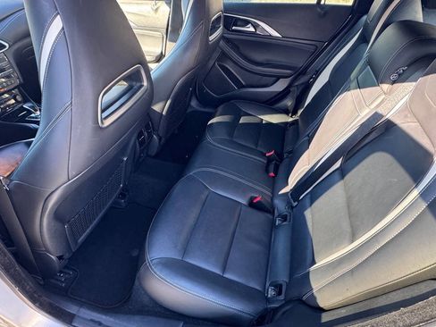 Used 2017 INFINITI QX30 Sport w/ Sport Leather Package image 10