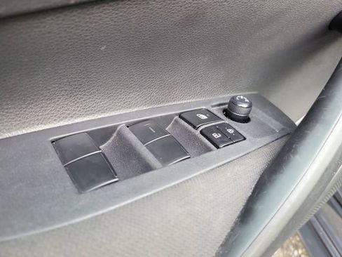 Used 2023 Toyota Corolla LE FWD image 19