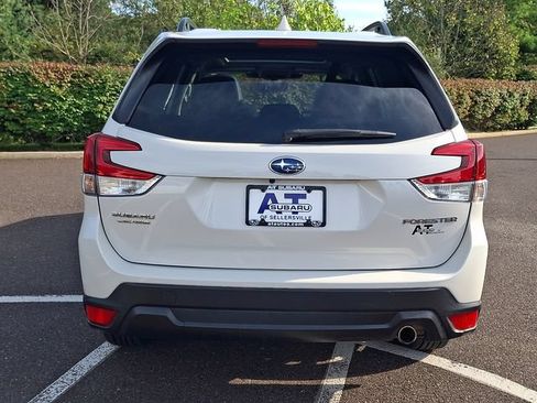 Certified 2023 Subaru Forester Limited AWD/4WD image 5