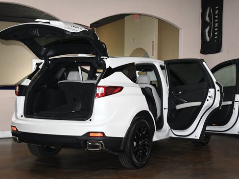 Used 2025 Acura RDX SH-AWD image 91
